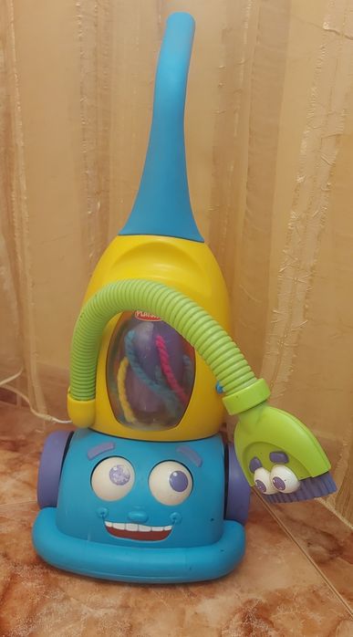 Детска интерактивна забавна прахосмукачка Playskool