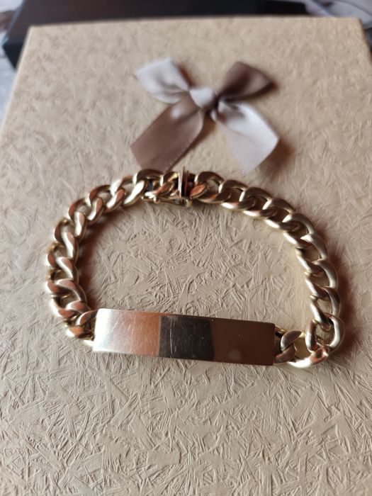 Златна гривна 585