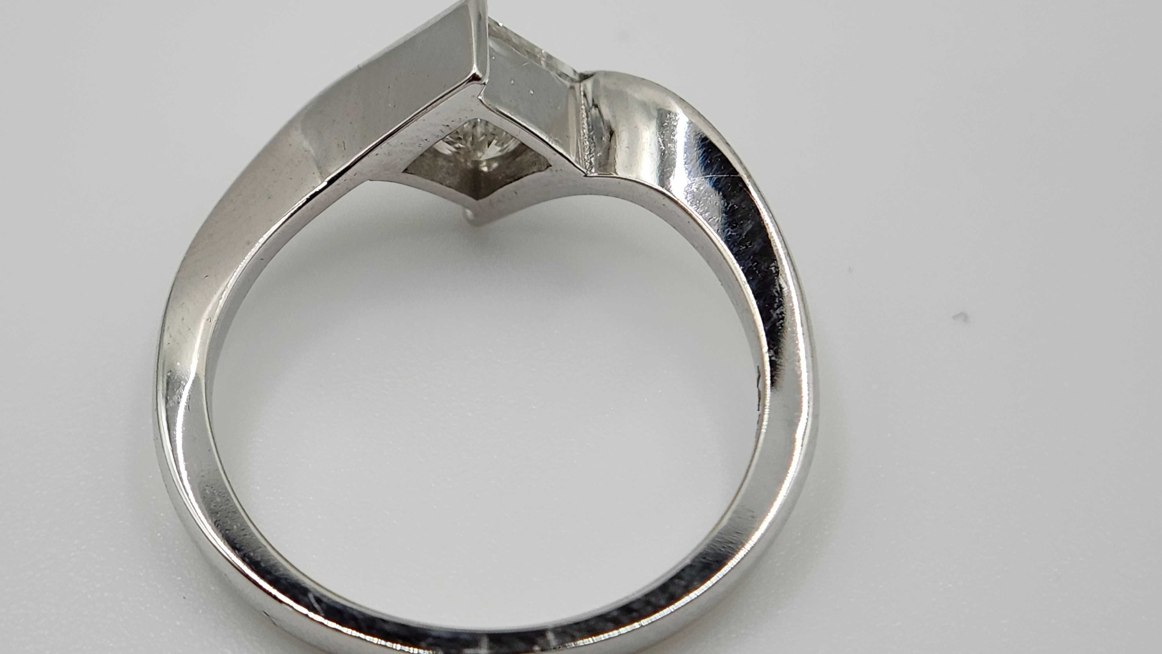 Inel aur 14K cu diamant natural 1.00 ct. certificat