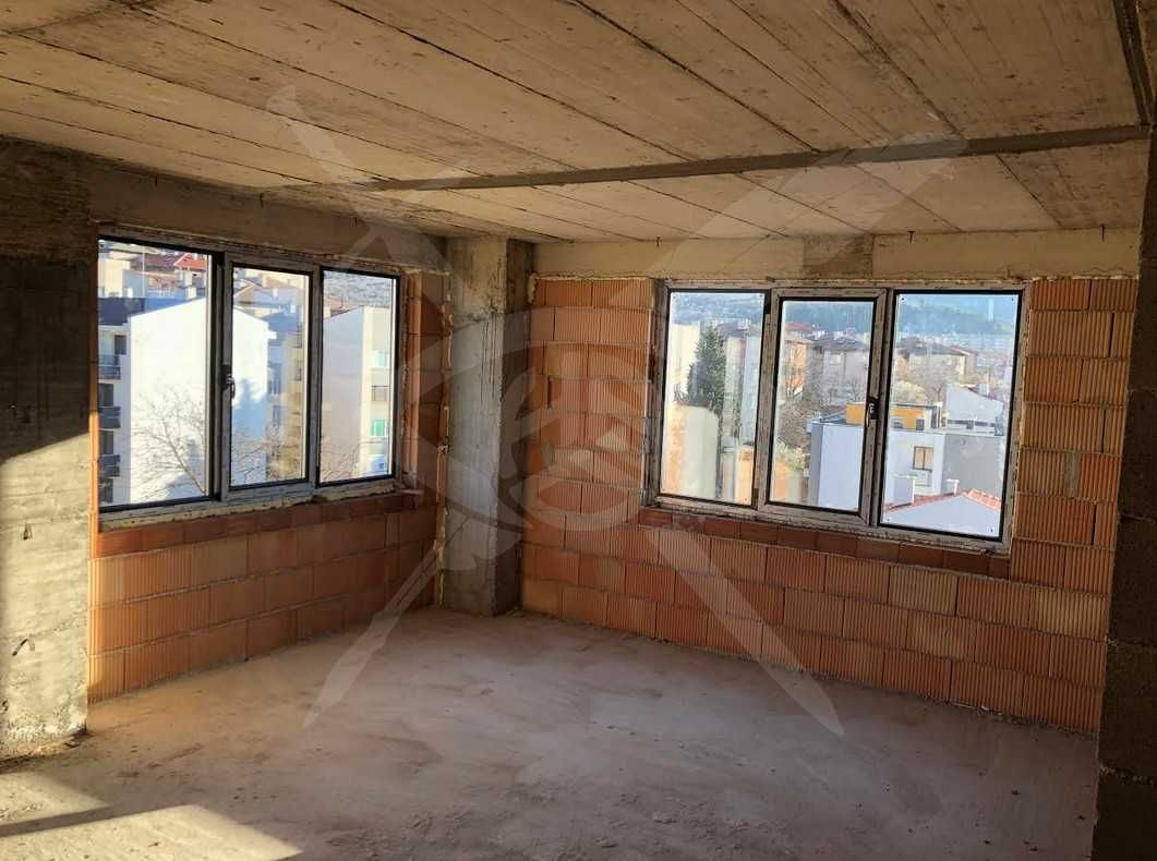 Продава се Тристаен апартамент в Асеновград - 101 кв.м за 772 €/кв.м - Снимка #8