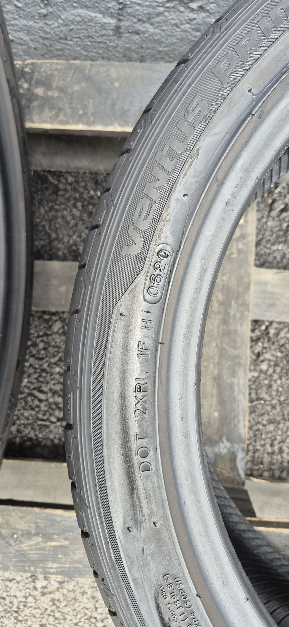 225.40.18 Hankook Vara Second-hand