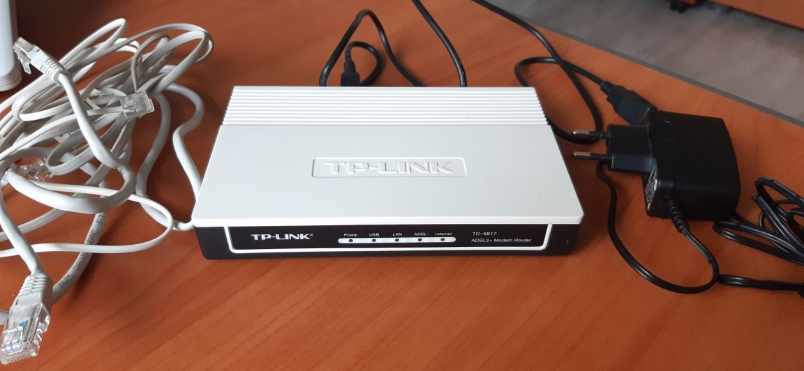 Продам модем/ маршрутизатор TP LINK TD-8817