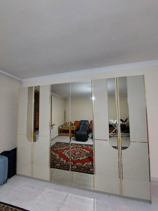 Шкаф, туалетный столик