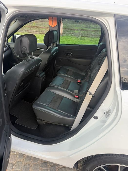 Renault scenic esdiție bose motor 1.6 dci 130 cp an fabricație 2012