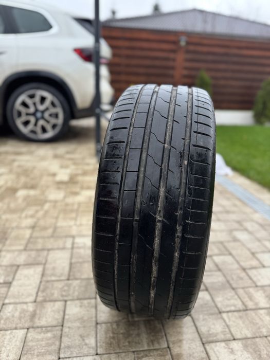 Anvelope Vara 245/45R19 102Y Hankook Ventus S1 evo3