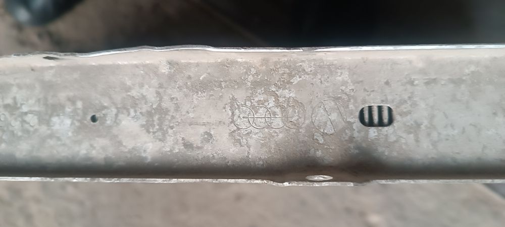 Продам радиатор охлаждения от Ауди 100с3 оригинал.