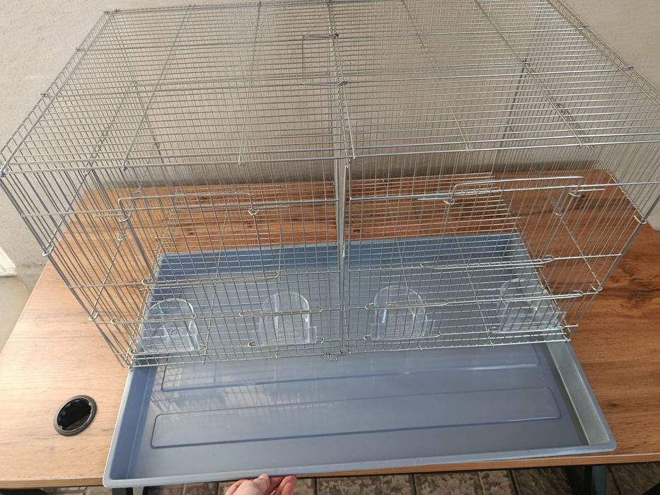 Большая клетка для птиц