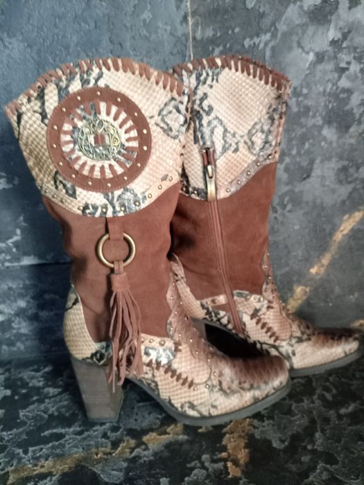 Женские Сапоги 40 размер Кожа