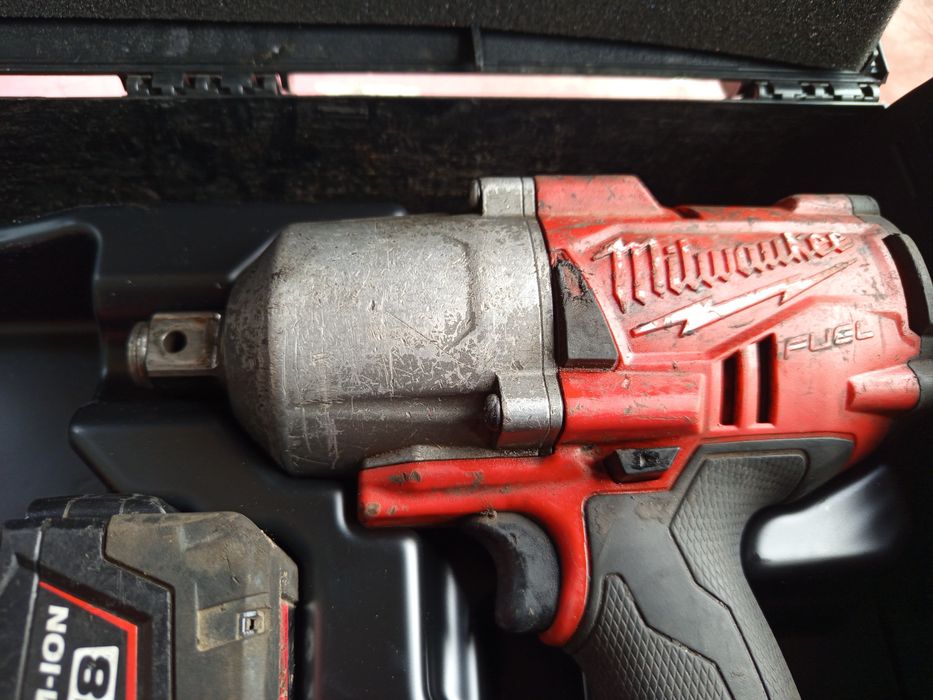 Продавам Miwaukee M18