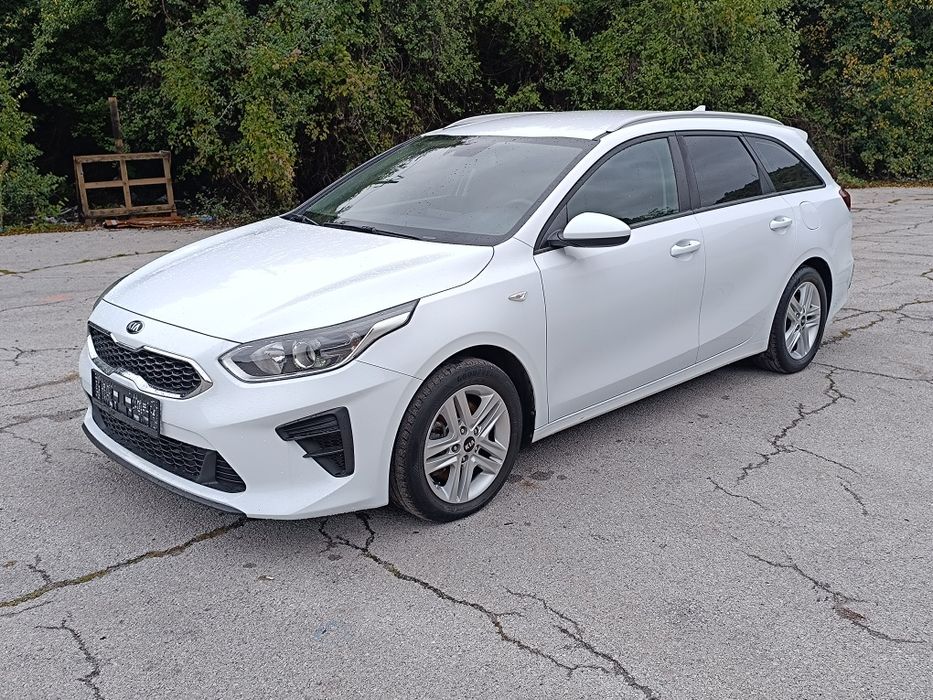 Kia Ceed 1.6 Crdi 2021 г