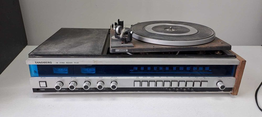 Tandberg TR 220 amp Muzica