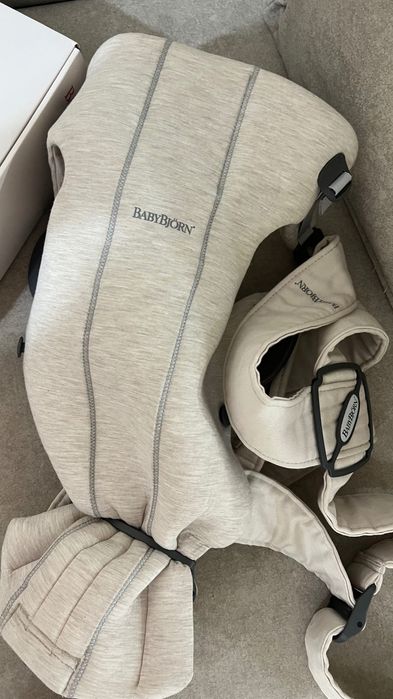Продаю рюкзак-кенгуру BabyBjorn