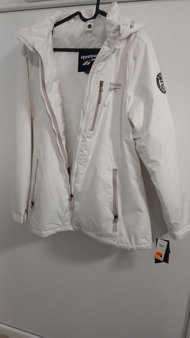 Reebok бяло зимно яке с качулка – S / M / L