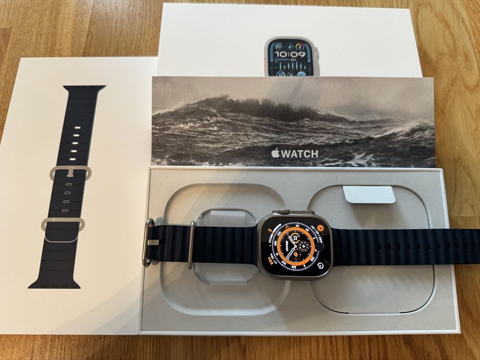 Apple Watch Ultra 2, 2024 , 49mm