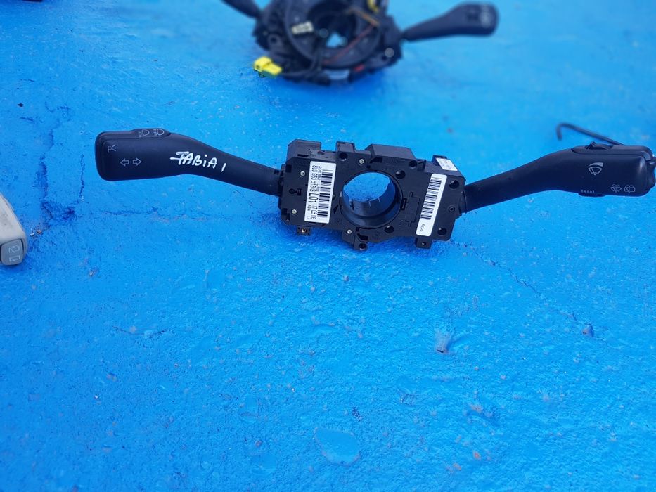 Bloc manete semnalizare vw b6,skoda fabia 1,vivaro,xc70,e46