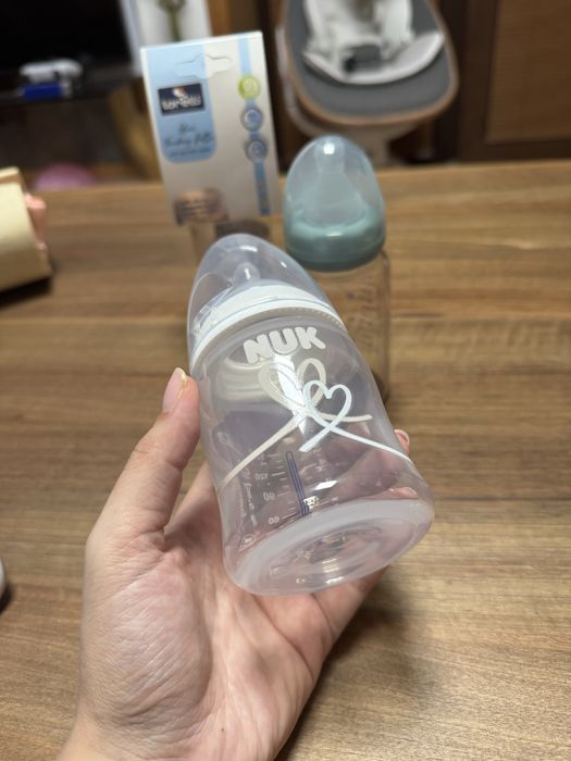 Бебешки шишета Lorelli anti-colic + подарък NUK