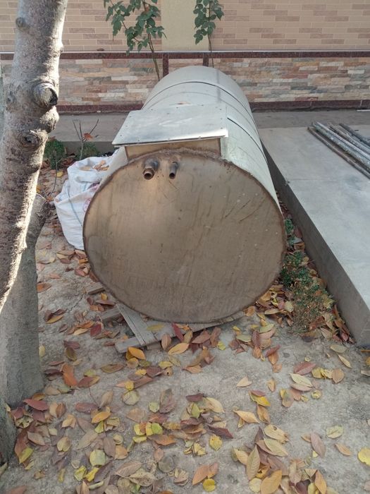 Нержавейка бочка сотлади 1.9 тоннали