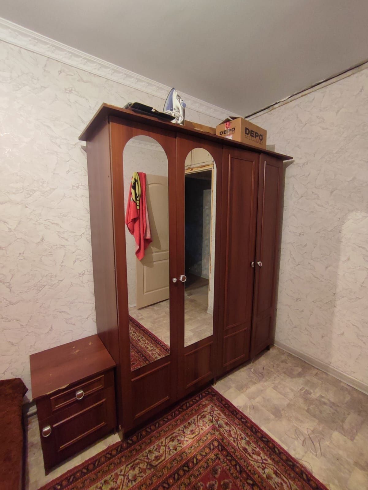 Спальный гарнитур