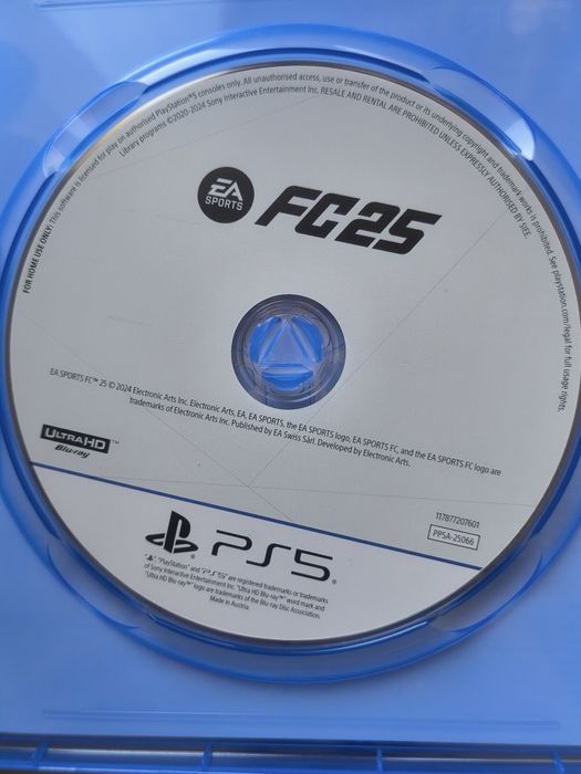 Продавам Fifa 25 Ps5