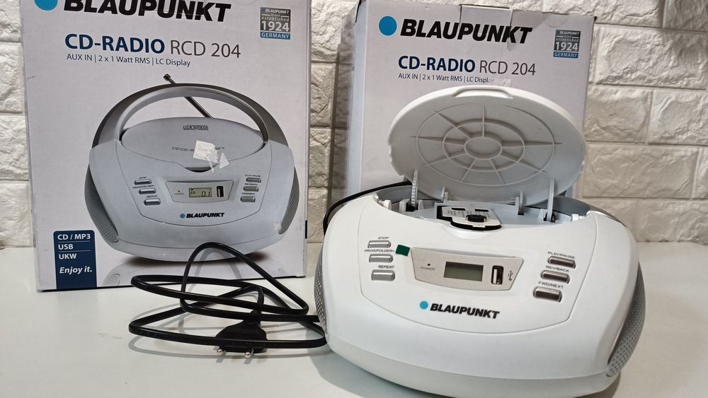 Radio - CD Blaupunkt RCD204,funct.  și cu Baterii