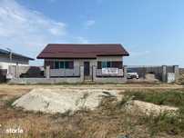 Vand casa cu personalitate, Cadou mobilier bucătărie