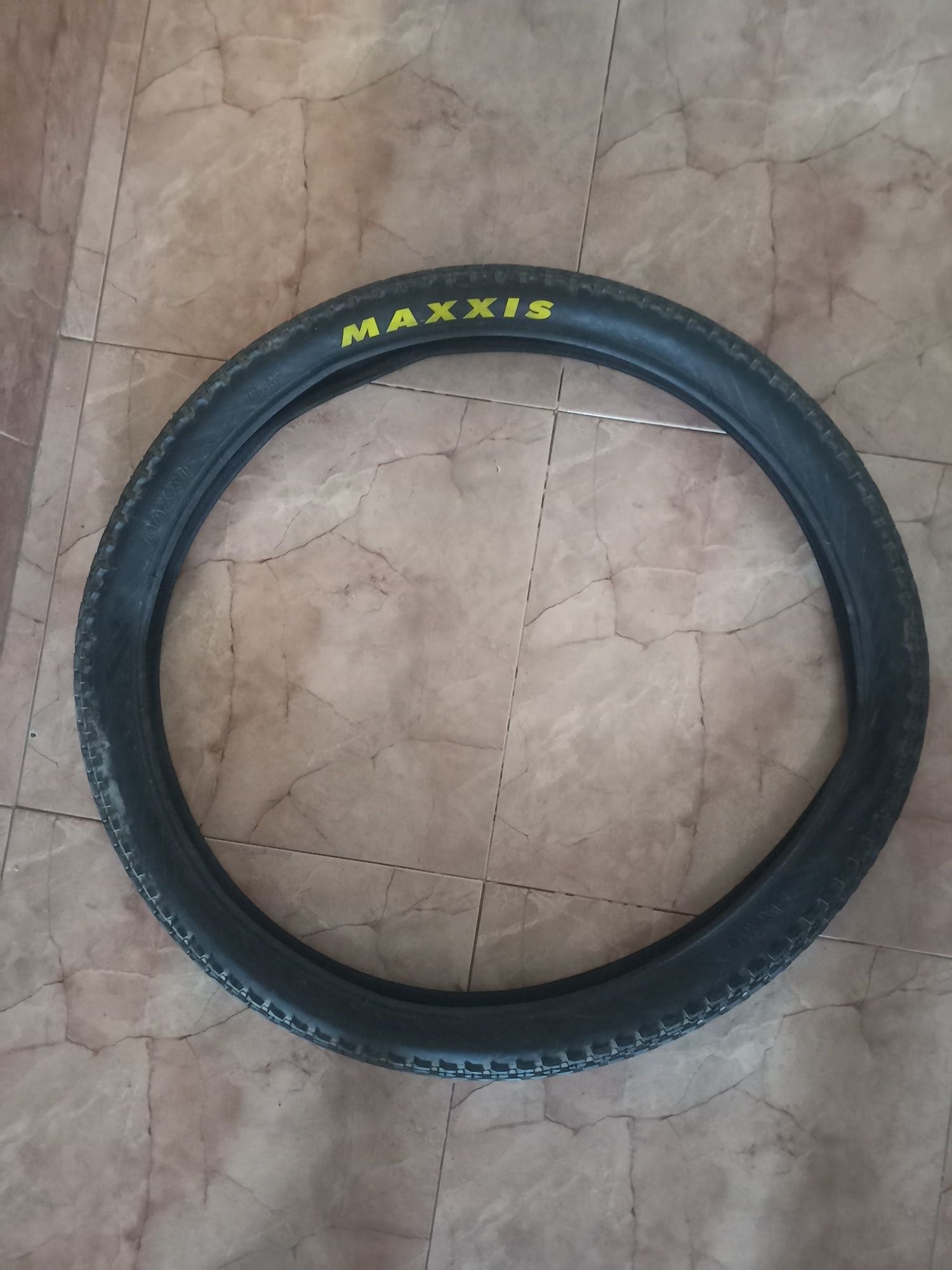 2 гуми maxxis blop roller 26"