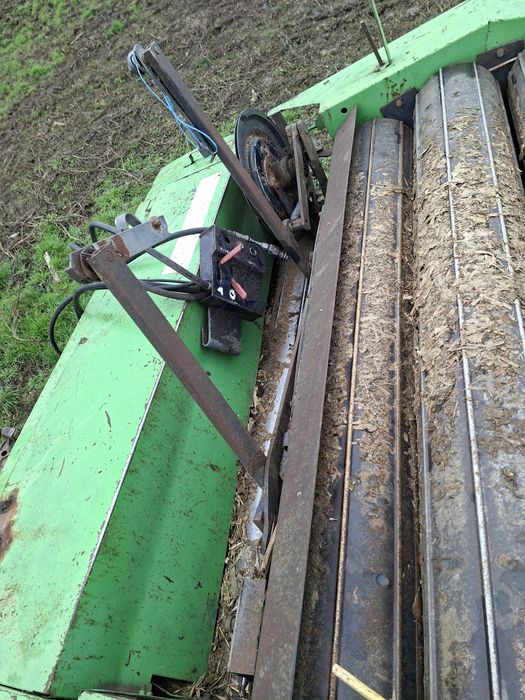 Vând balotera rotunda