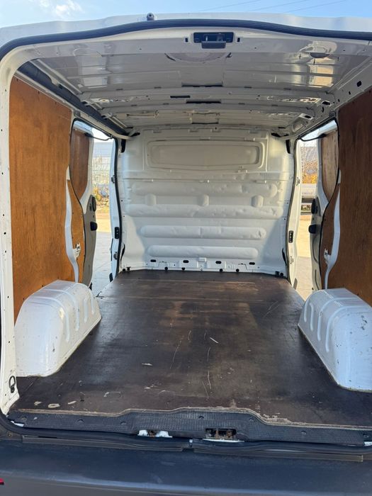 Opel Vivaro // Renault Trafic 2.0 Diesel 115CP E 5 An 07.2013