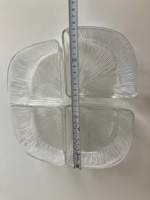 tava servire sos, aperitiv  argintata veche masa gradina terasa  WMF