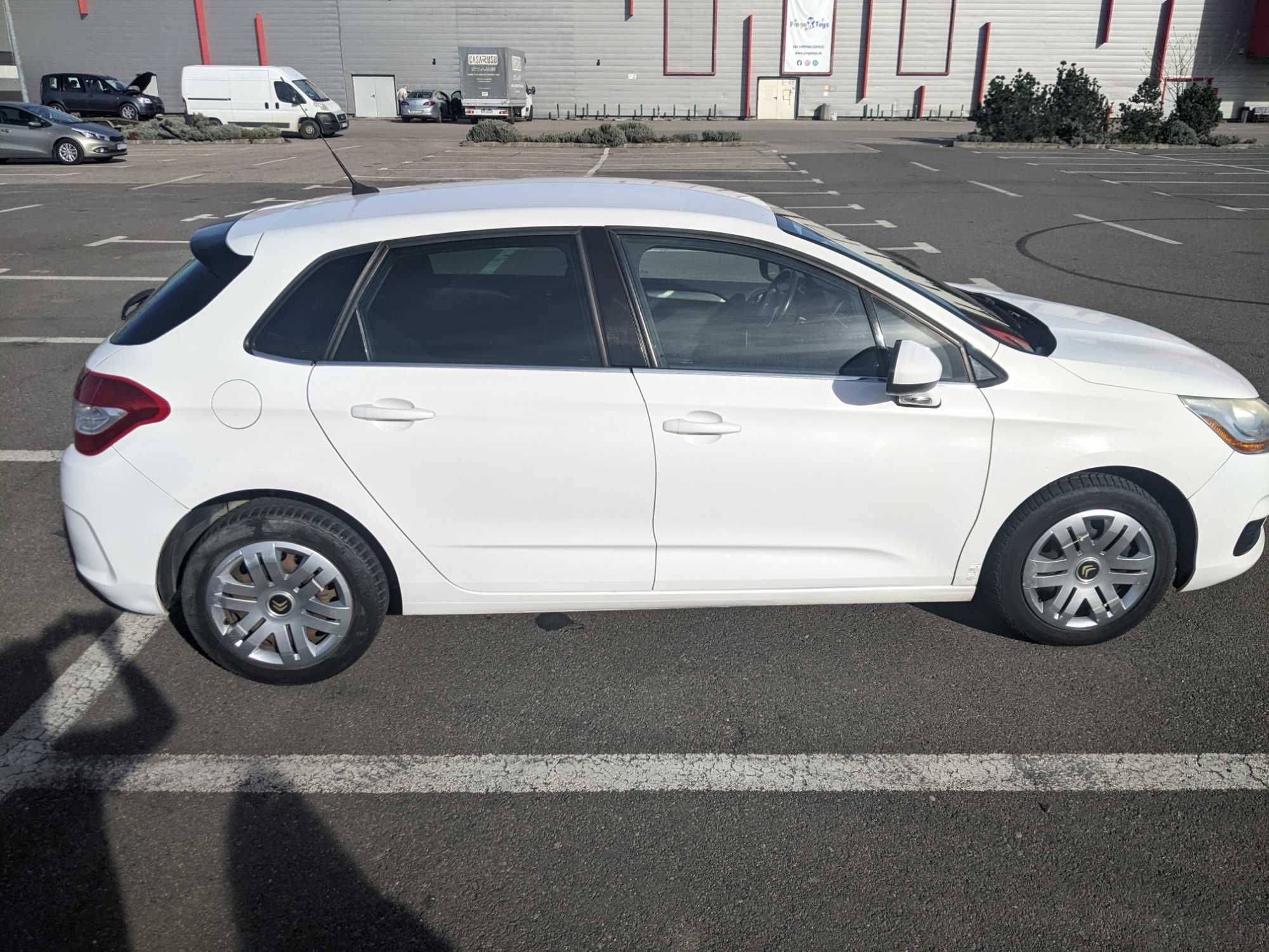 Citroen C4, 1.6HDI, 93CP, EURO5 clasa A - 4290 euro