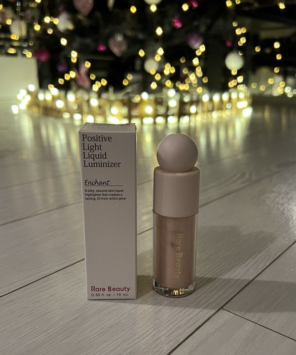 Iluminatoare Rare Beauty