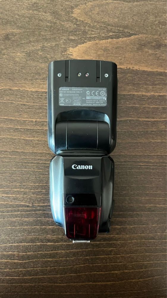 Вспышка Canon 600 EX-RT