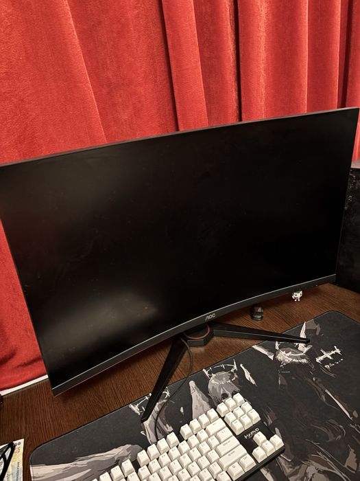 Monitor Gaming AOC 32" 240hz