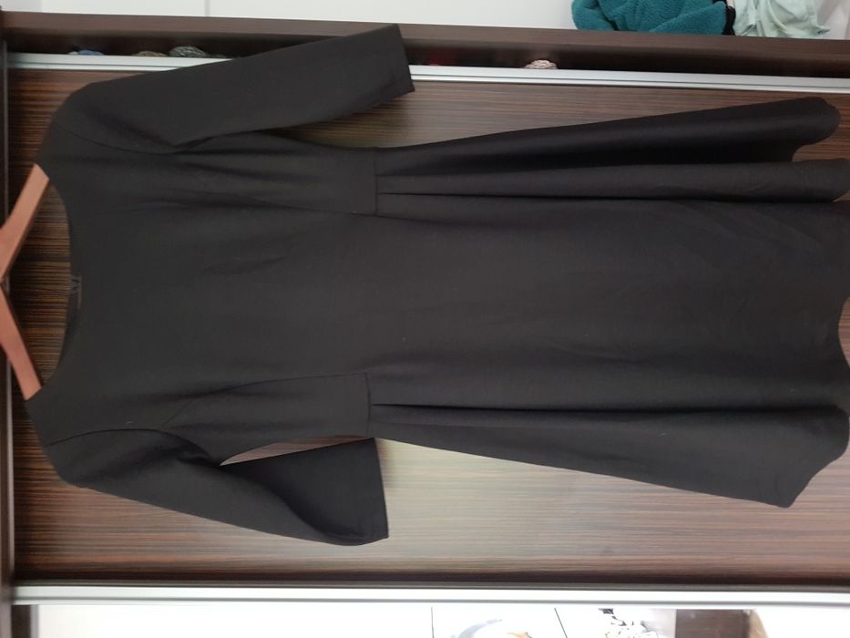 Rochie neagră toamna 38-40