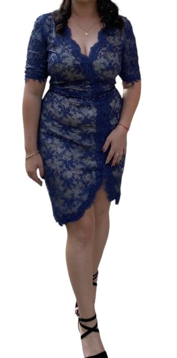 Rochie din dantelă și paiete - FĂRĂ DEFECTE, purtată o data, mărimea L