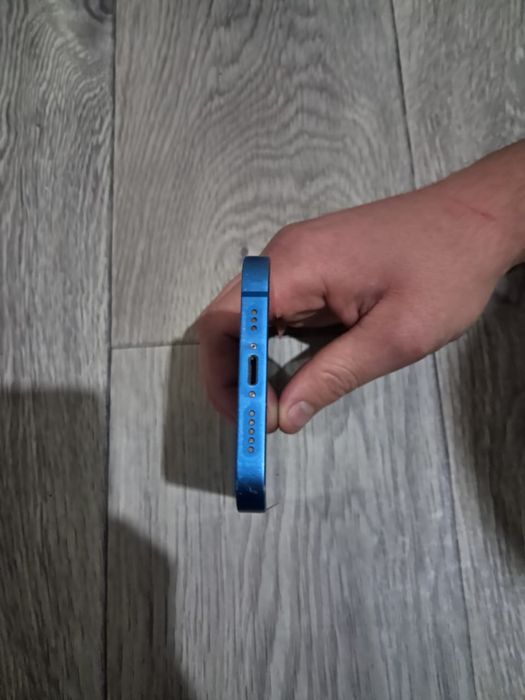 Айфон 13 обмена нету только тогр