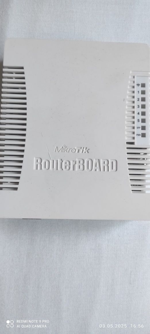 Microtik RB962UiGS-5HacT2HnT