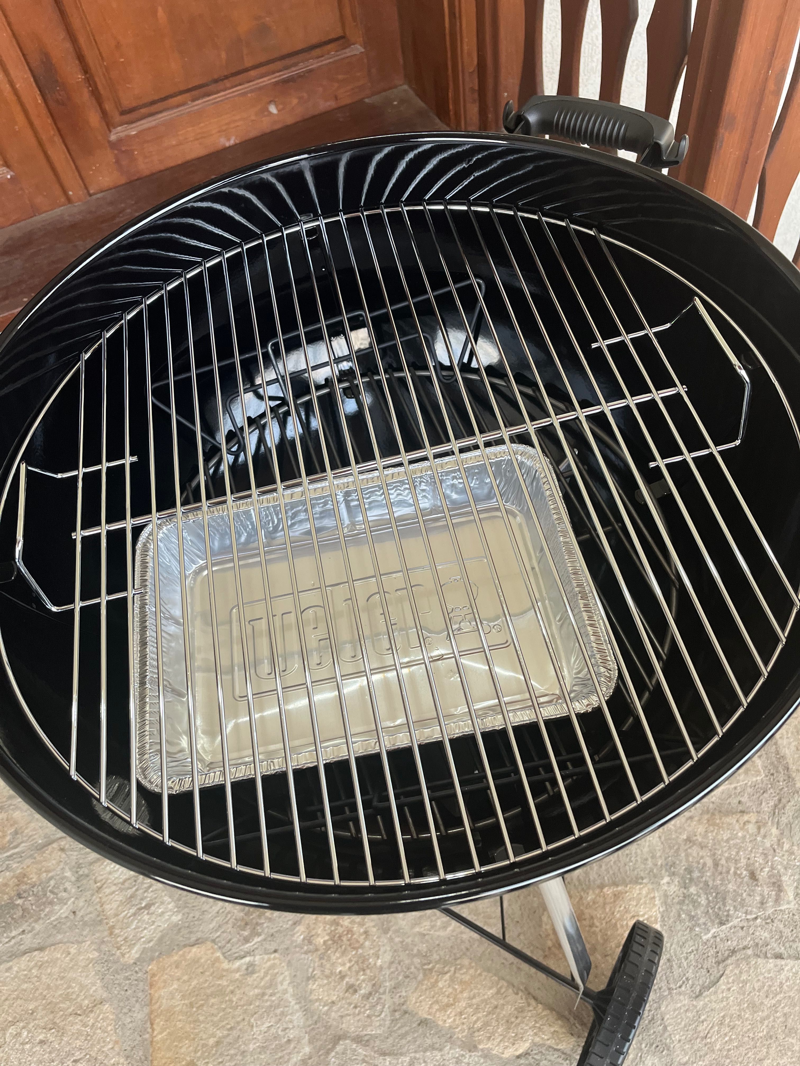 ЧИСТО НОВО Барбекю Weber Kettle Original 5710