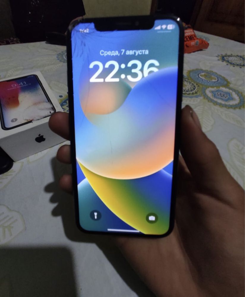 Айфон X ,  60к торг