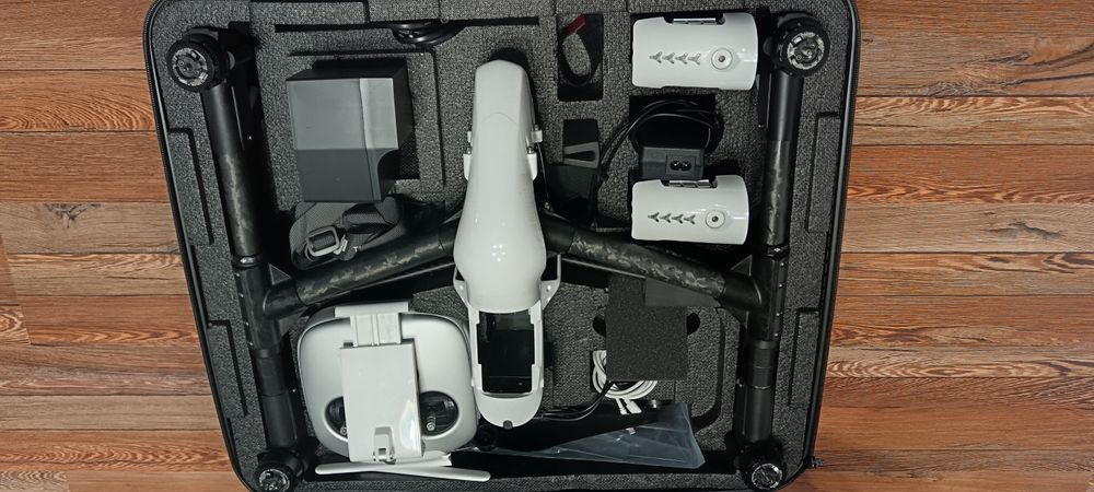 Drona DJI inspire 1 pro