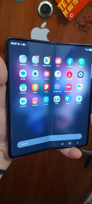 Huse Samsung Z fold   3. Second