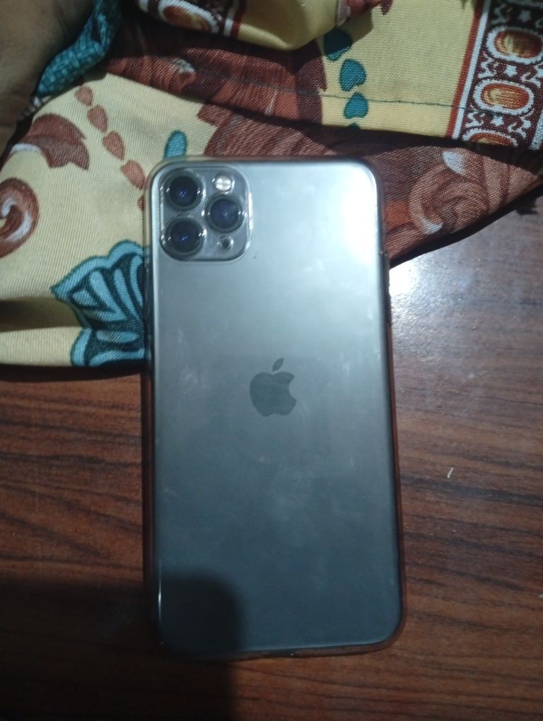iPhone 11 pro max 256 gb