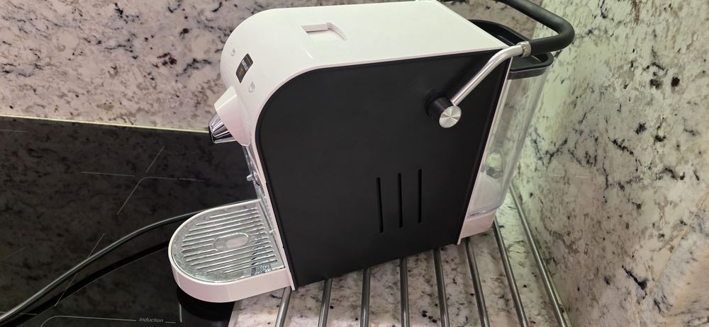 Кафе машина с капсули Martello