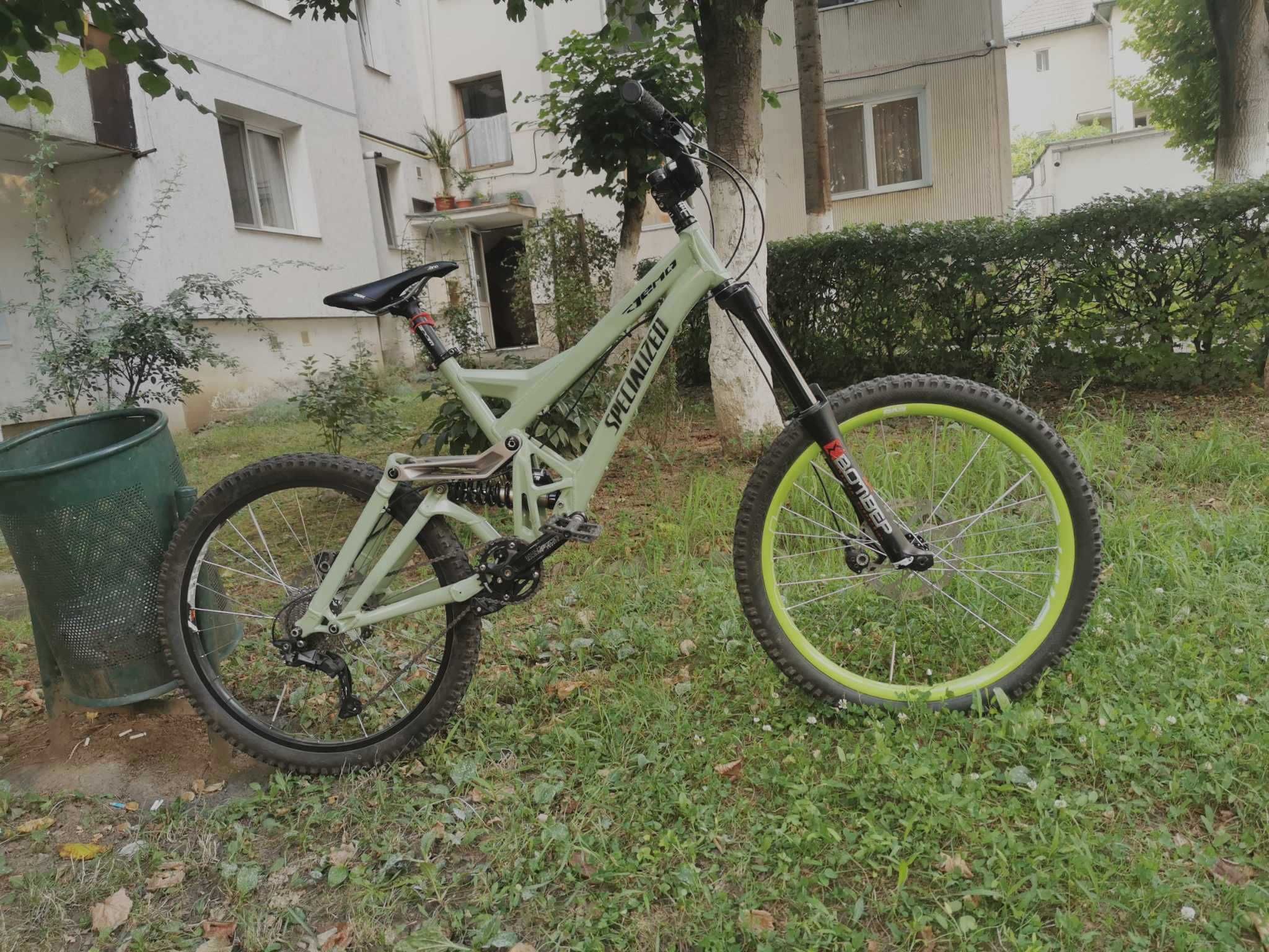 Vand bicicleta downhill / freeride old school Specialized DEMO 9 2006