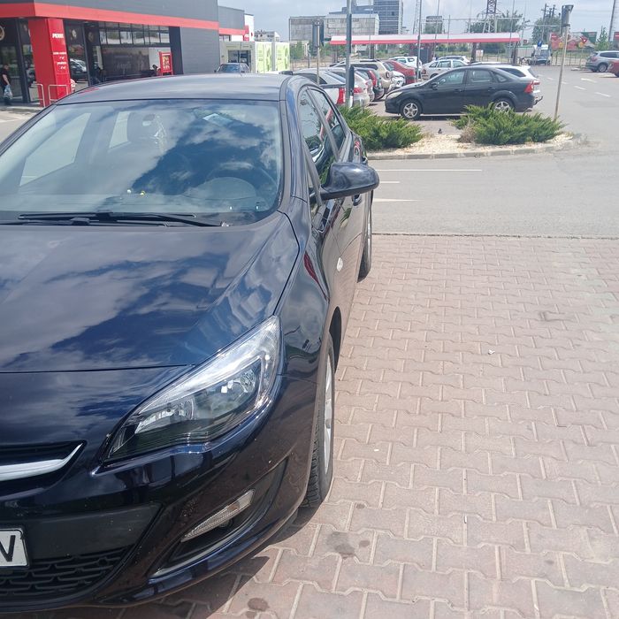 Opel astra j 2018
