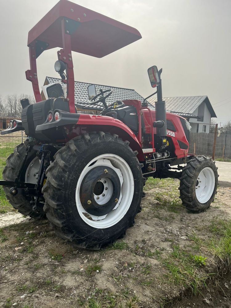 Tractor AOMOH, U550