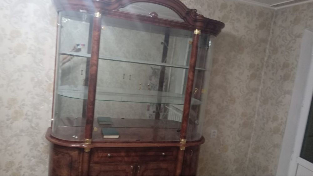 Продам горку   стенку