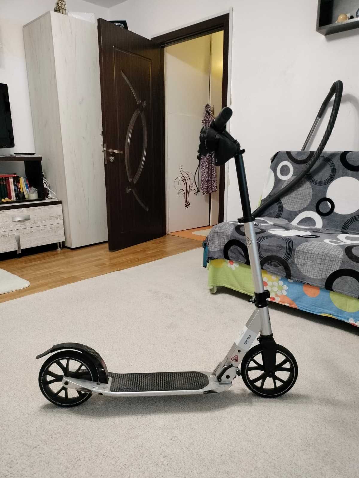 Vand trotineta Oxelo si Trotineta 3 roti cu frana de mana