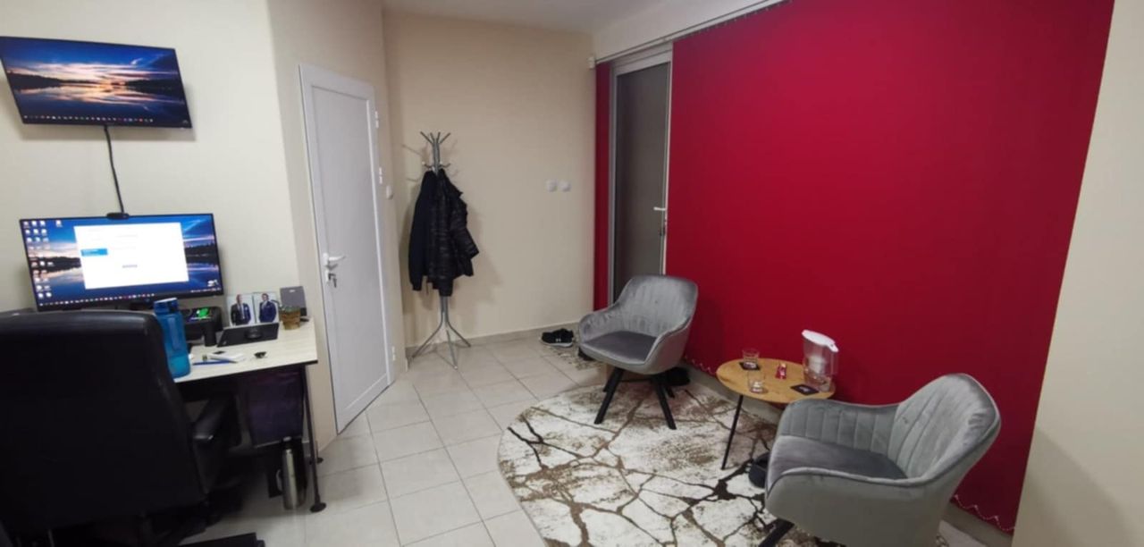 Дава се под наем Офис в София, НПЗ Хаджи Димитър - 19 кв.м за 178.5 € - Снимка #3