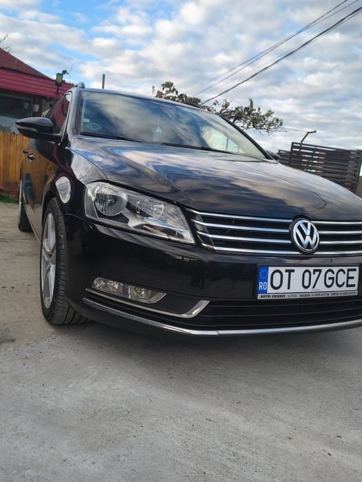Vând passat b7 în stare foarte buna mai multe detalii  contactați-mă.